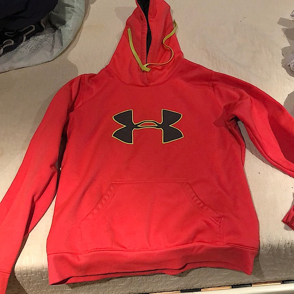 Pink Under armour Sweater! - Picture 1 of 1